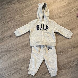 GAP Light Gray hoodie set with Bear Ears hat